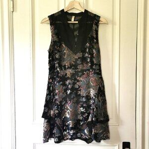 Free People black velvet floral mesh lace sleeveless dress. Size 8. EUC